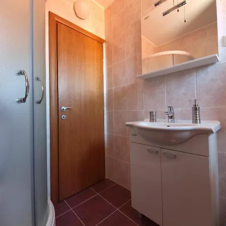 アパート Anuska - Two Bedroom With Balcony And Sea View